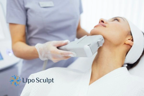 Why Do People Choose HIFU for a Non-Surgical Facelift? 1 Are you considering a HIFU Facelift {Name} Find out more now!